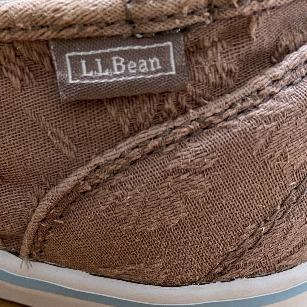 L.L.BEAN Women’s Canvas Slip On Boat Shoes Brown Floral Size 6.5 M - Picture 7 of 8